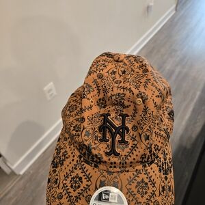 NEW ERA 9Twenty Orangish BROWN and Black Patterned Cap. Womens Cap